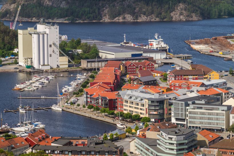 bilvask Halden